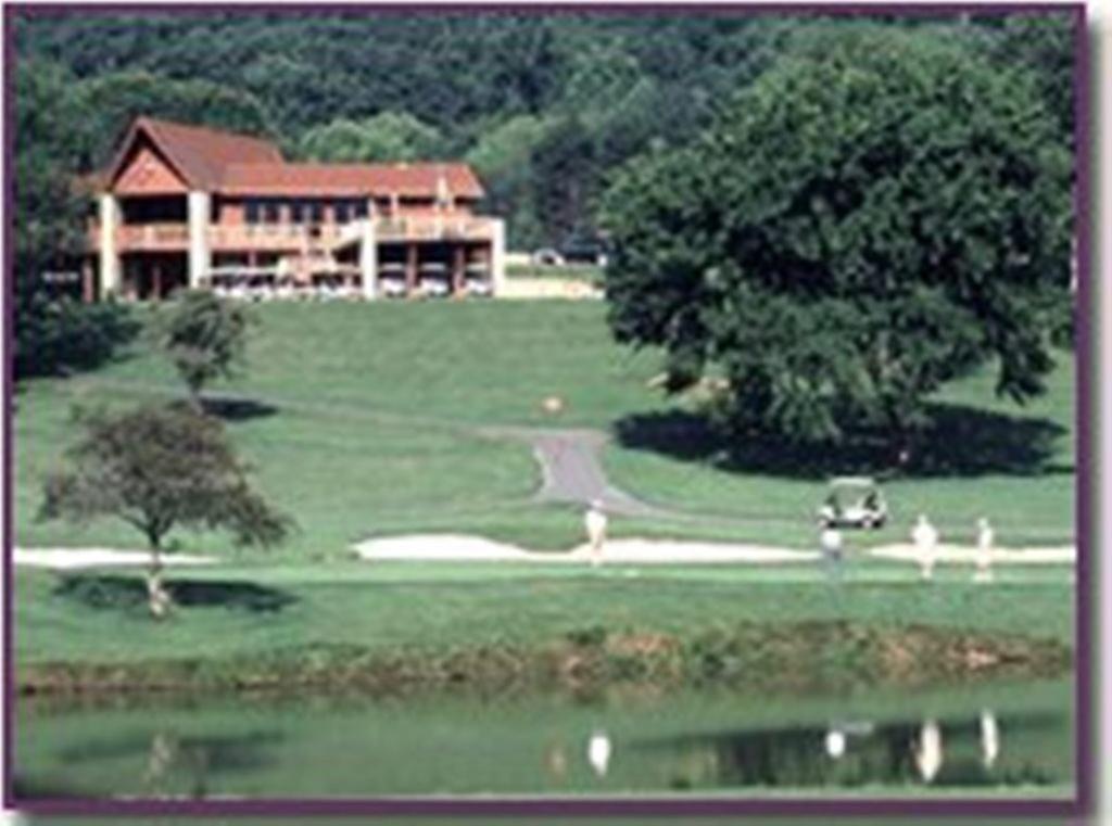Cacapon State Park Lodge بيركلي سبرينغز المظهر الخارجي الصورة