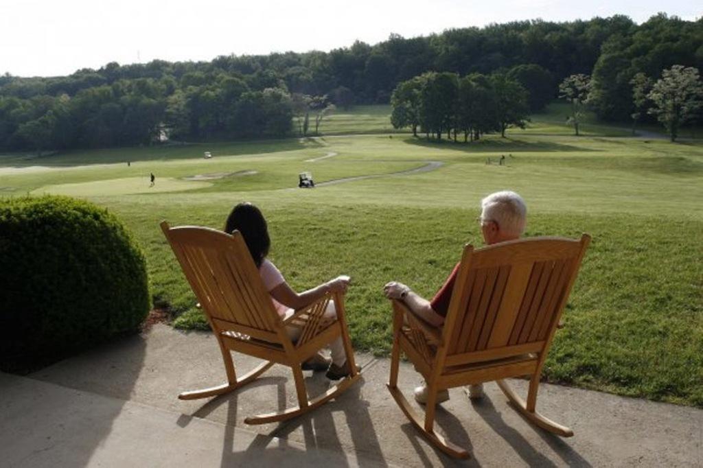 Cacapon State Park Lodge بيركلي سبرينغز المظهر الخارجي الصورة
